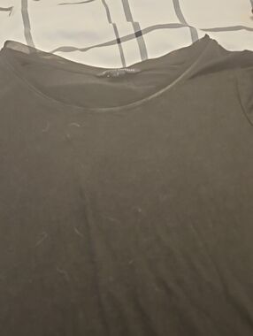 Banana Republic Black Short-Sleeve Scoop Neck Tee Satin Around Neck